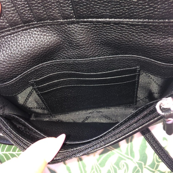 NEW Michael Kors Crossbody - Picture 5 of 11